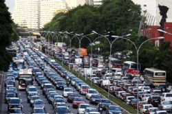 Cigarros e carros