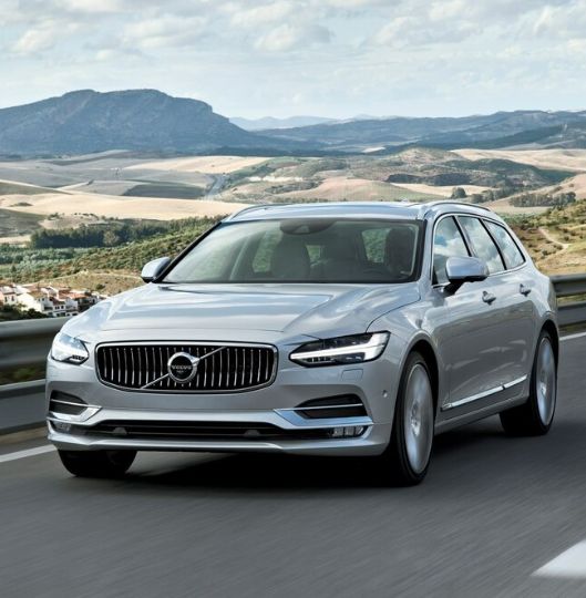 Volvo V90 T8 Plug-in Hybrid  classe sueca   