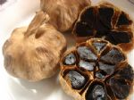 O confit com alho negro assinado por Leonel Pereira
