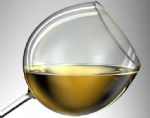 Harmonizando vinhos brancos com a gastronomia brasileira durante o vero