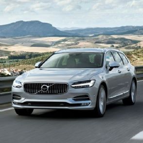 Volvo V90 T8 Plug-in Hybrid  classe sueca   