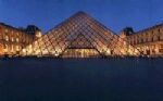 Paris; eu estive aqui