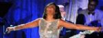 Whitney;a droga venceu!